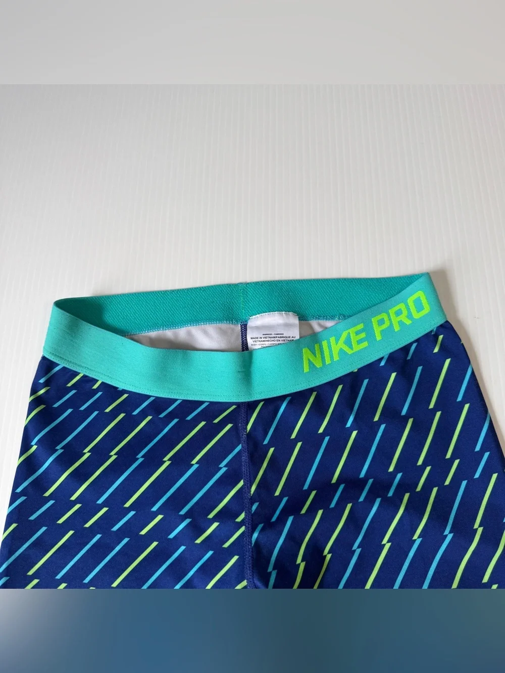 Nike Pro Dri-FIT Blue Green Neon Geometric Compression Leggings Athletic Yoga M